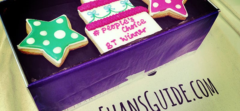 A photo of some biscuits in a box.