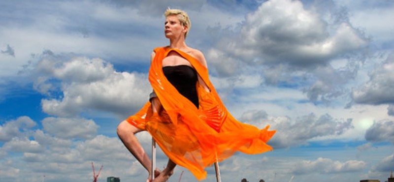 A photo of one of the artists.